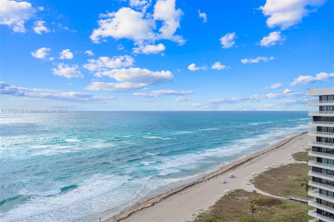 OCEAN VIEW FROM THE BALCONY!