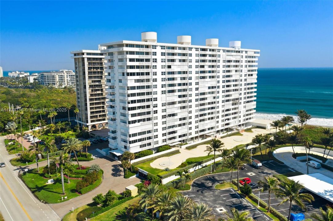 For Sale: $639,000 (2 beds, 2 baths, 1230 Square Feet)