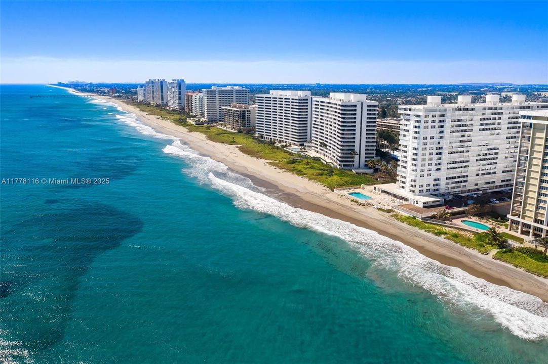 For Sale: $639,000 (2 beds, 2 baths, 1230 Square Feet)