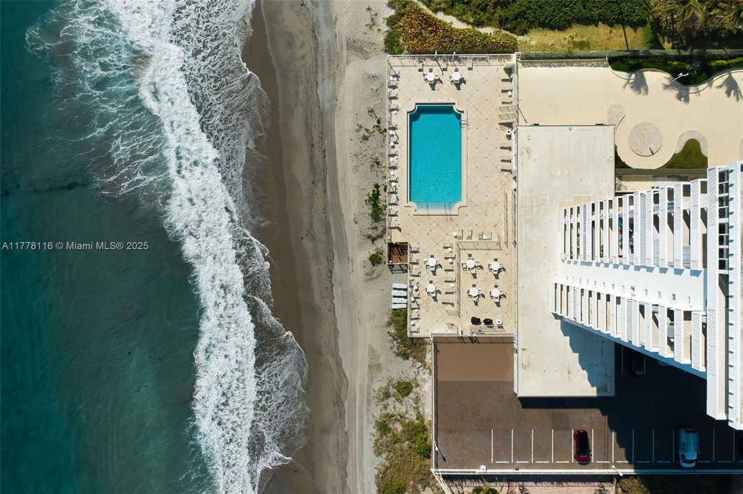 For Sale: $639,000 (2 beds, 2 baths, 1230 Square Feet)