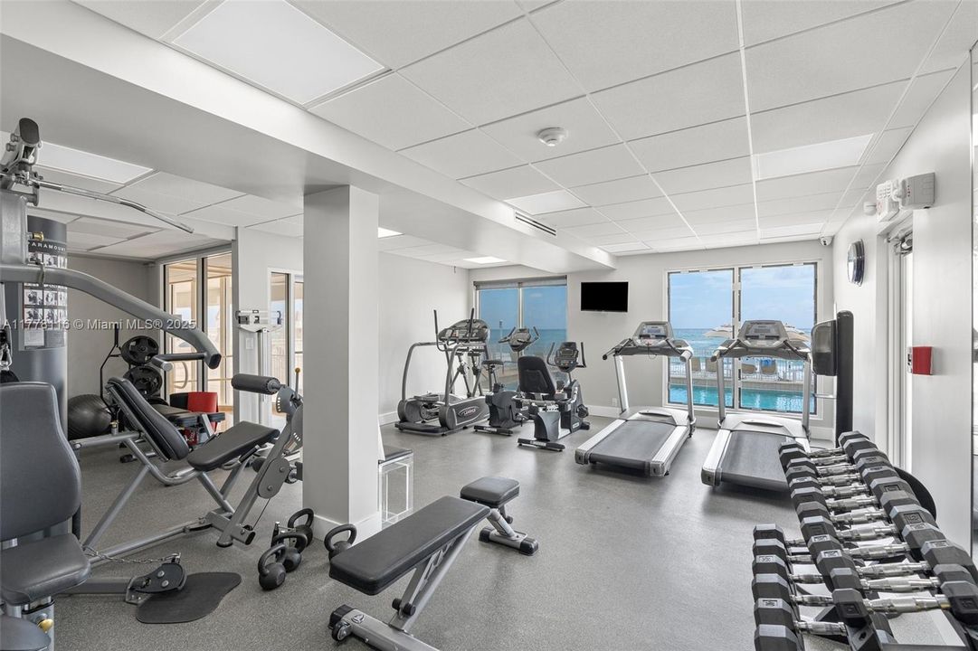 For Sale: $639,000 (2 beds, 2 baths, 1230 Square Feet)