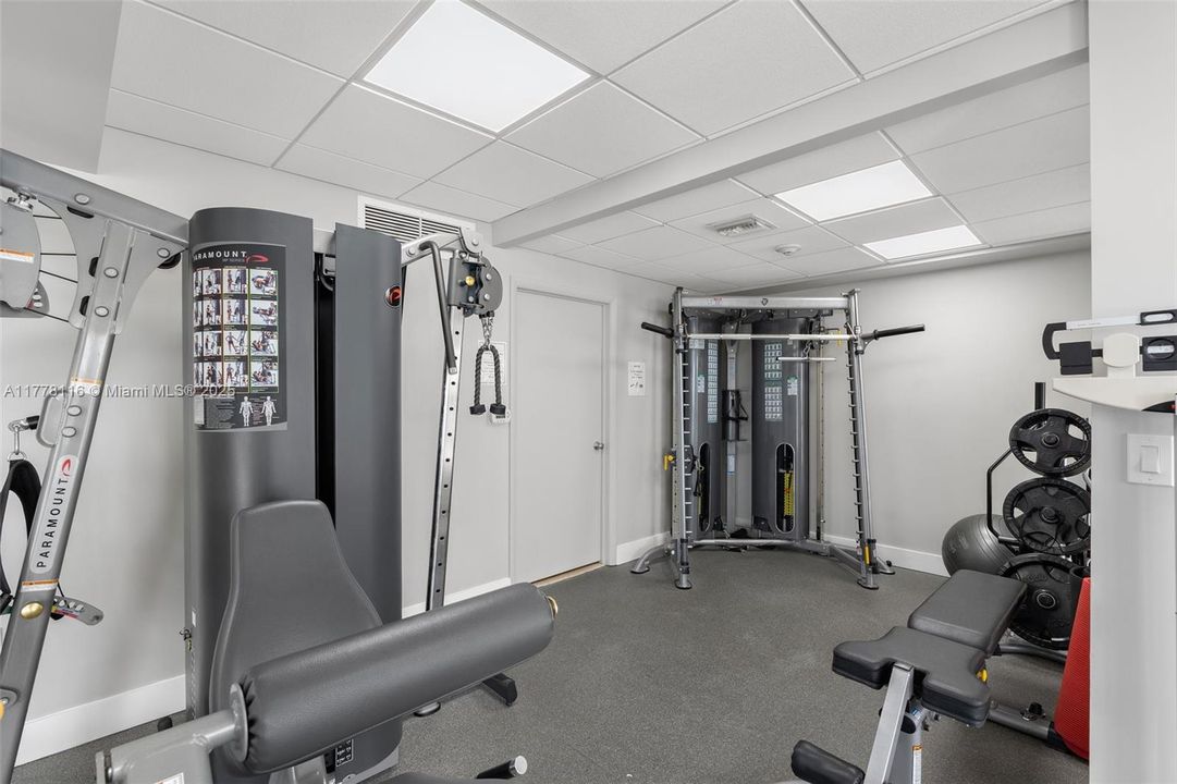 For Sale: $639,000 (2 beds, 2 baths, 1230 Square Feet)