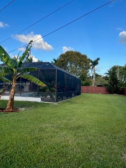 Recently Sold: $589,900 (4 beds, 2 baths, 1440 Square Feet)