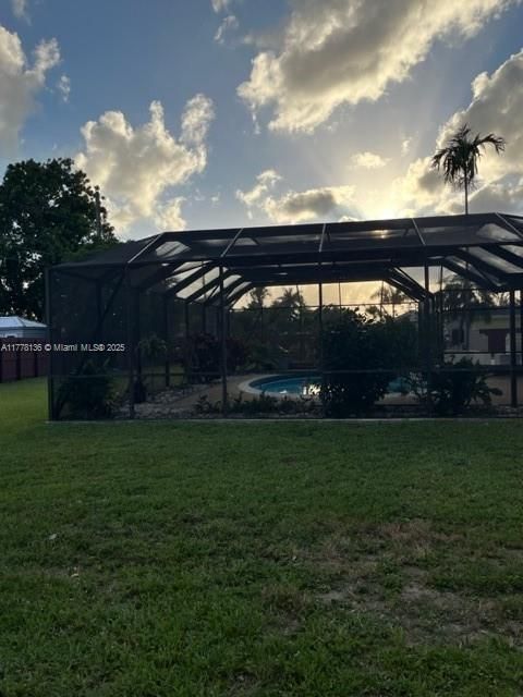 Recently Sold: $589,900 (4 beds, 2 baths, 1440 Square Feet)