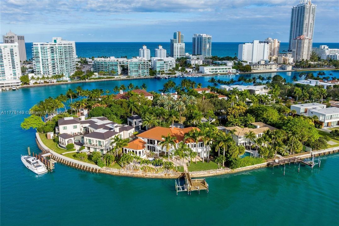 Recently Sold: $18,500,000 (8 beds, 8 baths, 8911 Square Feet)