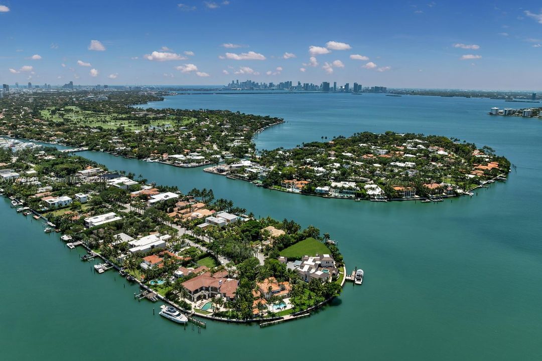 Recently Sold: $18,500,000 (8 beds, 8 baths, 8911 Square Feet)