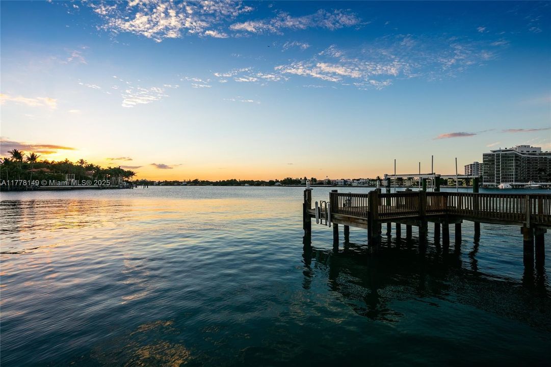 Recently Sold: $18,500,000 (8 beds, 8 baths, 8911 Square Feet)