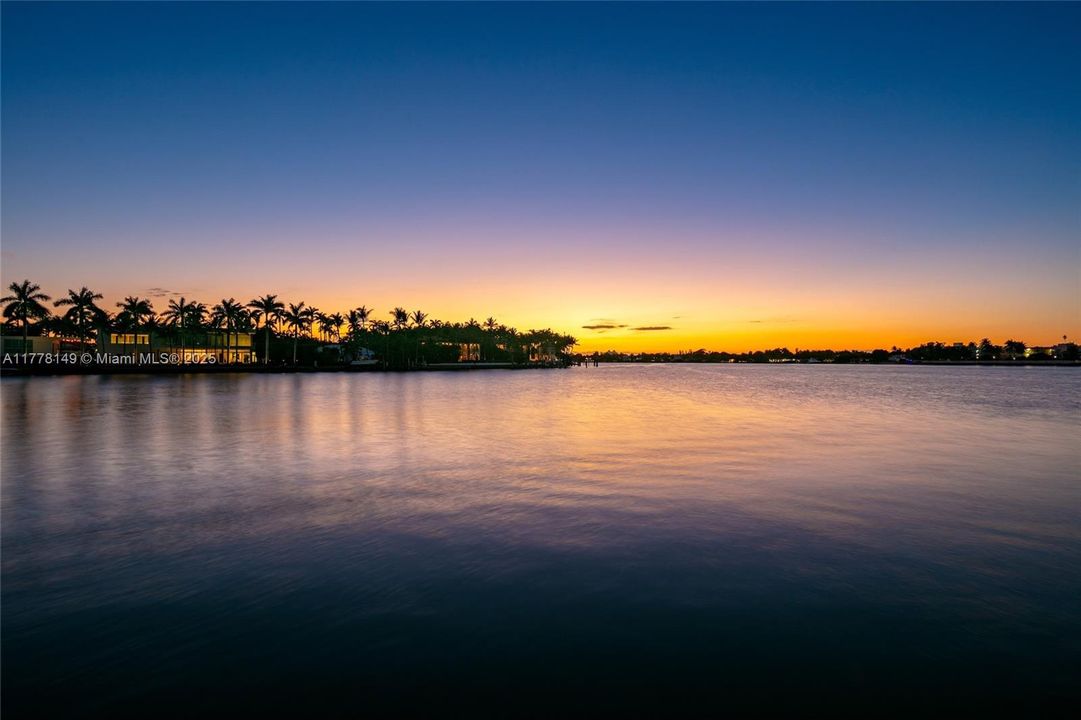 Recently Sold: $18,500,000 (8 beds, 8 baths, 8911 Square Feet)