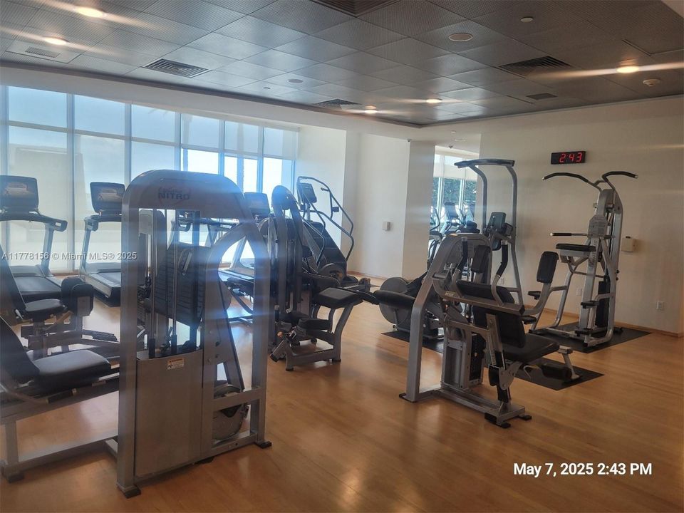 Recently Sold: $899,900 (2 beds, 2 baths, 1529 Square Feet)