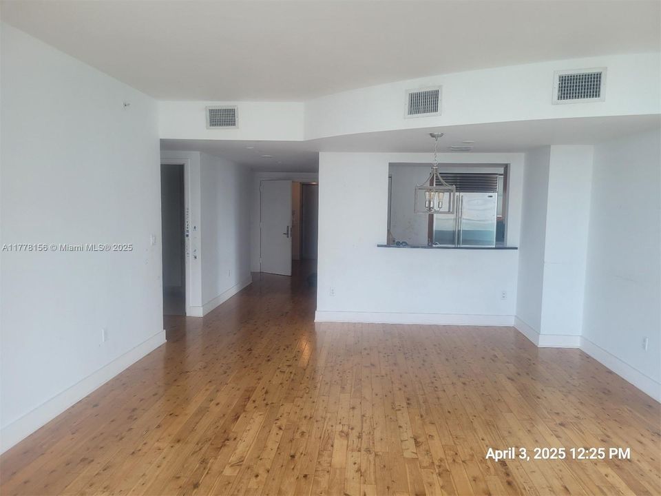 Recently Sold: $899,900 (2 beds, 2 baths, 1529 Square Feet)