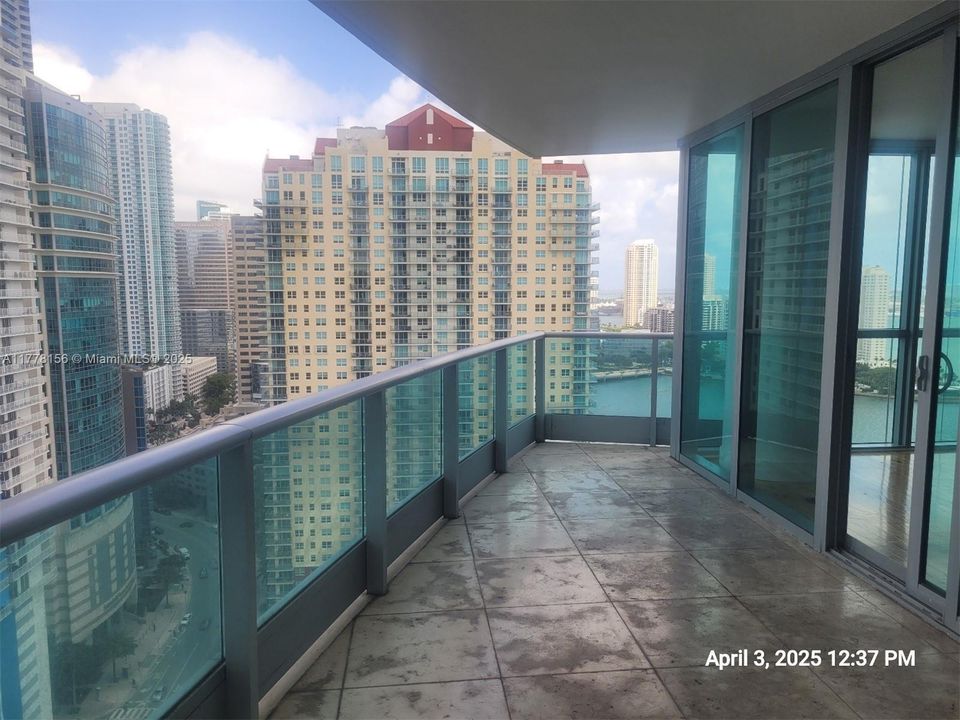 Recently Sold: $899,900 (2 beds, 2 baths, 1529 Square Feet)