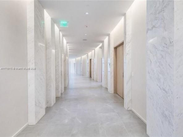 待售: $2,840,000 (3 贝兹, 3 浴室, 2071 平方英尺)