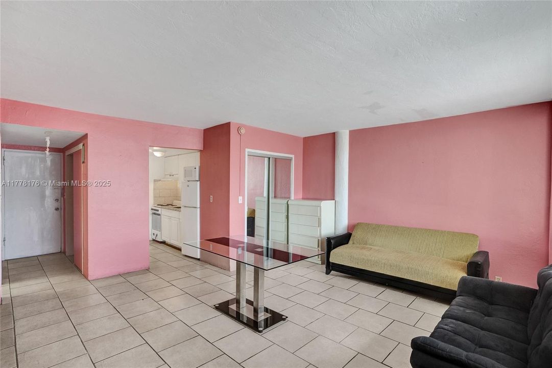 Vendido Recientemente: $111,900 (0 camas, 1 baños, 25163 Pies cuadrados)