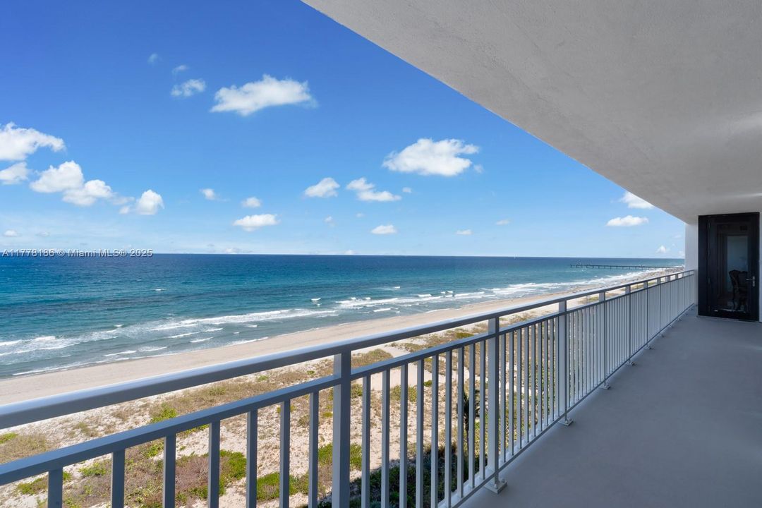 Недавно продано: $3,495,000 (4 спален, 4 ванн, 4202 Квадратных фут)