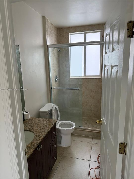 Recently Rented: $1,900 (2 beds, 1 baths, 10520 Square Feet)