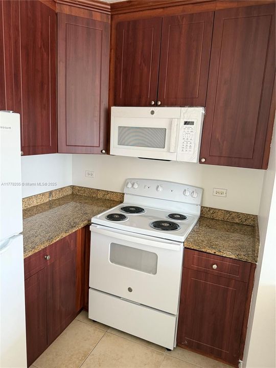 Recently Rented: $1,900 (2 beds, 1 baths, 10520 Square Feet)