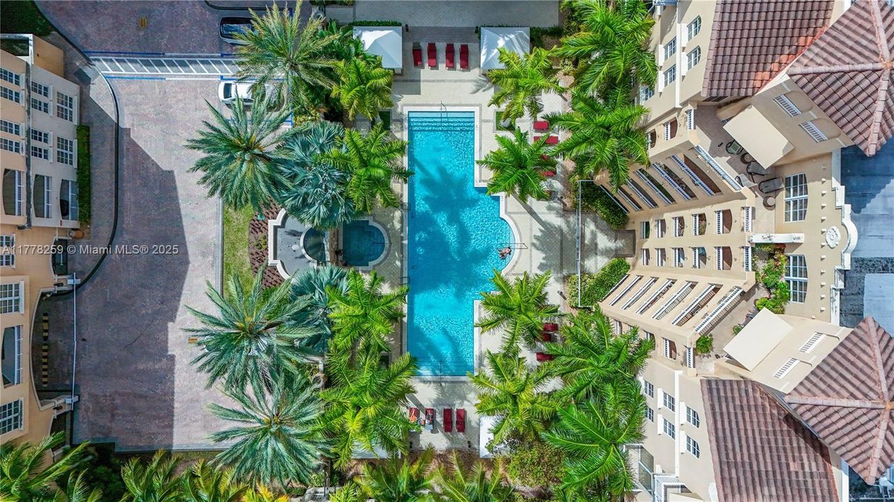 Vendido Recientemente: $439,000 (3 camas, 2 baños, 1365 Pies cuadrados)