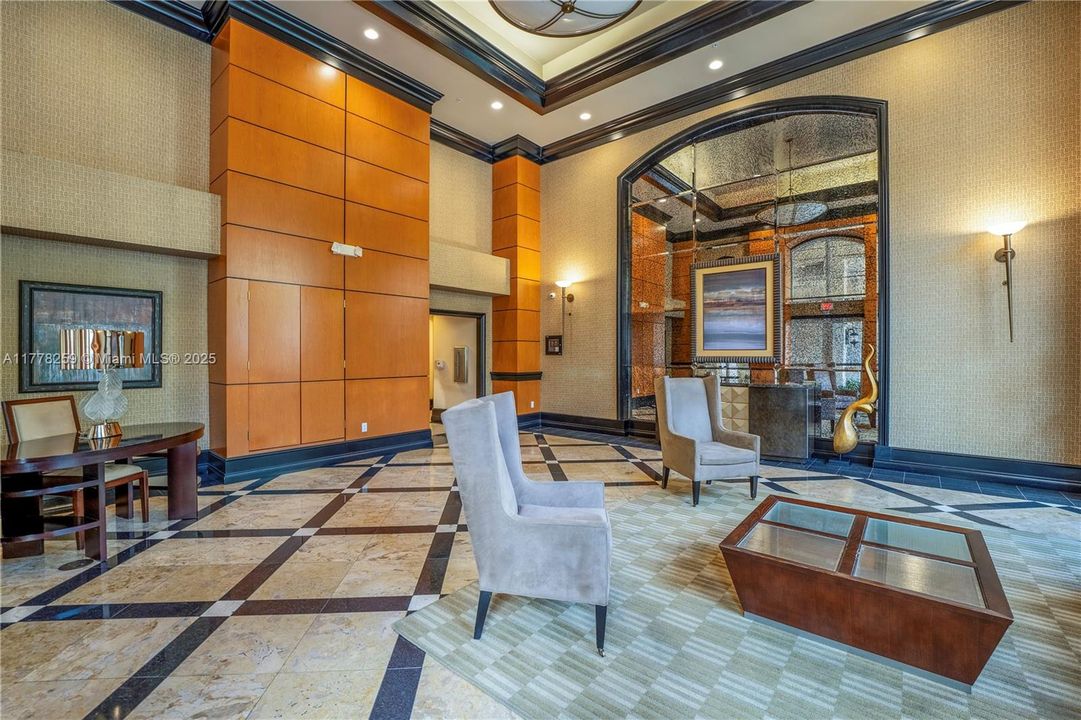 Vendido Recientemente: $439,000 (3 camas, 2 baños, 1365 Pies cuadrados)