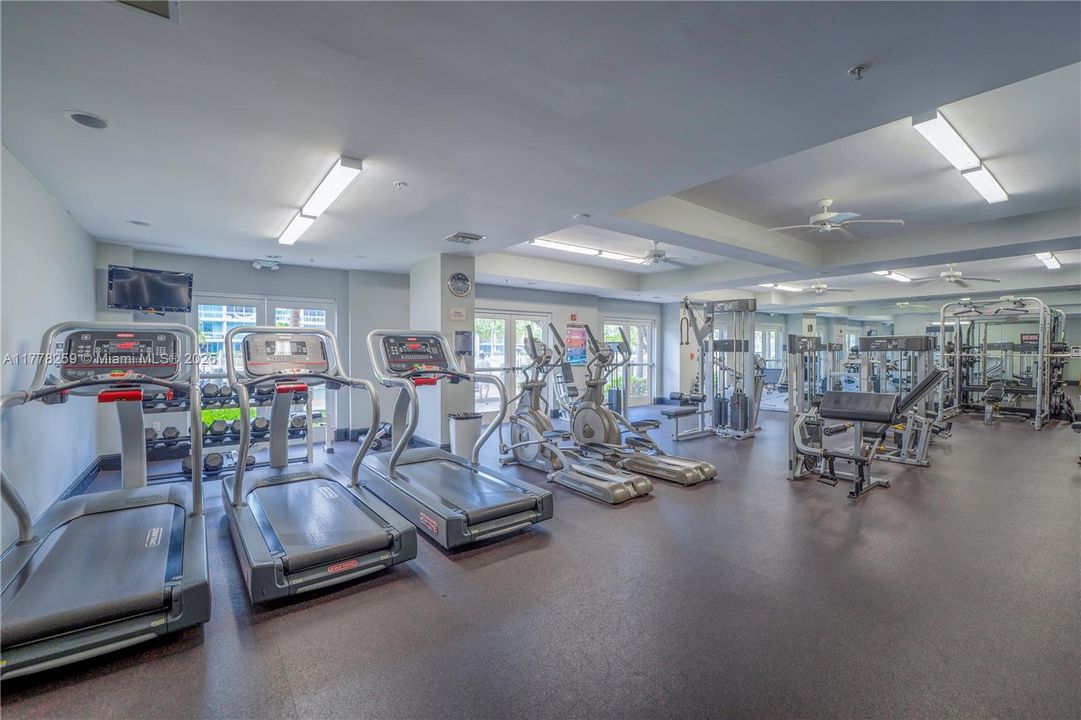 Vendido Recientemente: $439,000 (3 camas, 2 baños, 1365 Pies cuadrados)