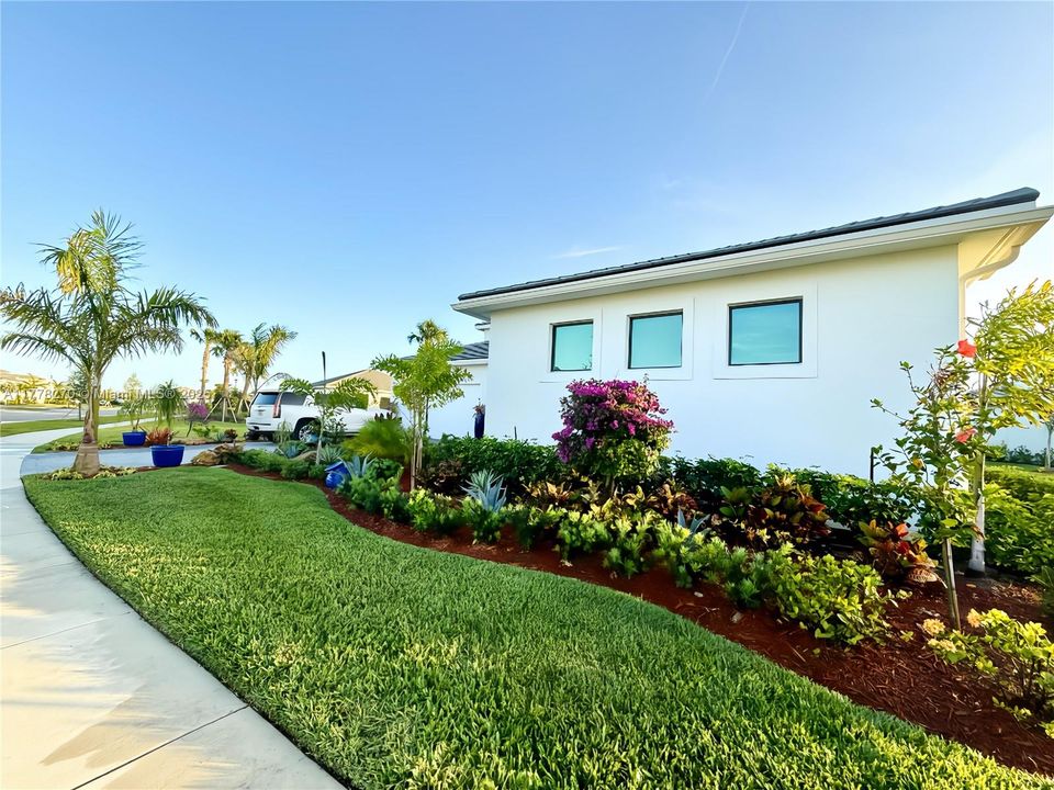 В аренду: $9,500 (4 спален, 4 ванн, 3873 Квадратных фут)