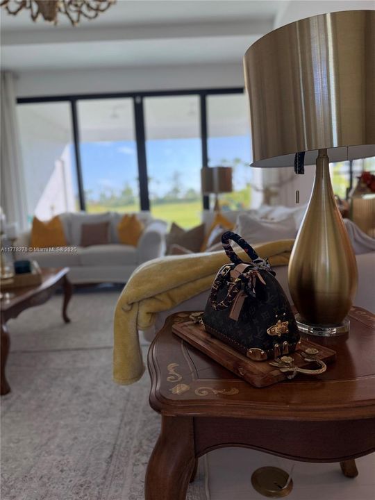 В аренду: $9,500 (4 спален, 4 ванн, 3873 Квадратных фут)