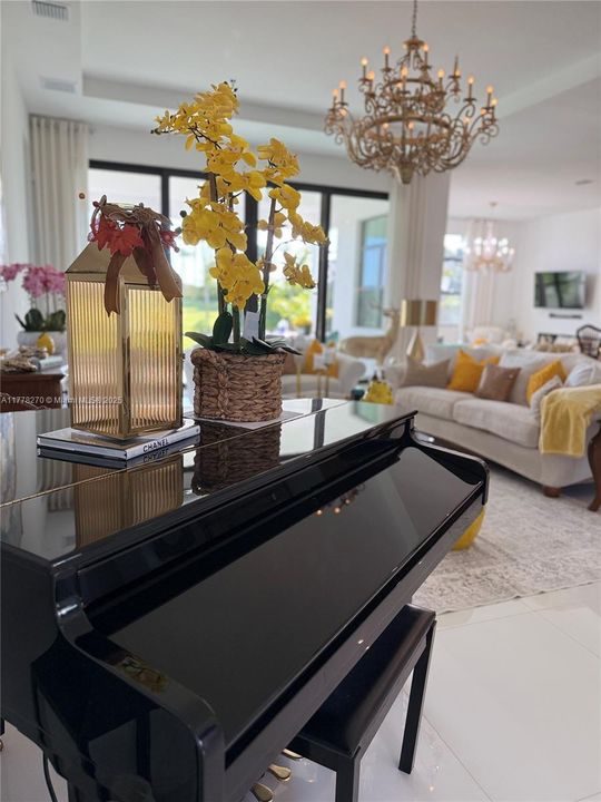 В аренду: $9,500 (4 спален, 4 ванн, 3873 Квадратных фут)