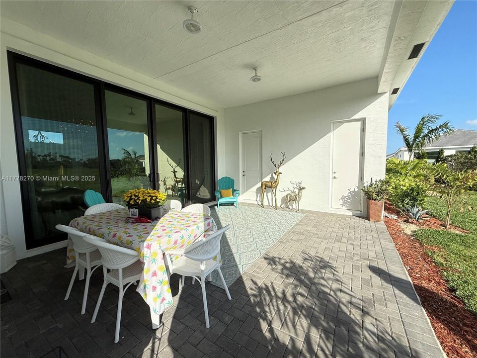 В аренду: $9,500 (4 спален, 4 ванн, 3873 Квадратных фут)