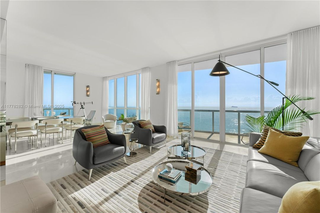 Recently Sold: $13,650,000 (3 beds, 4 baths, 3497 Square Feet)