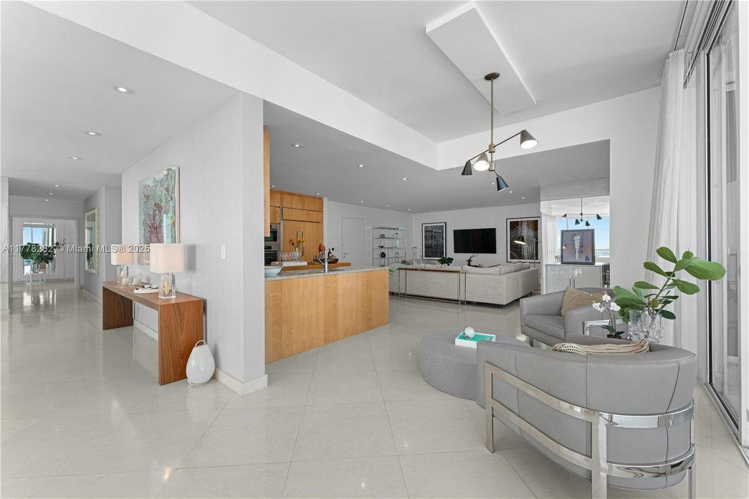 Recently Sold: $13,650,000 (3 beds, 4 baths, 3497 Square Feet)