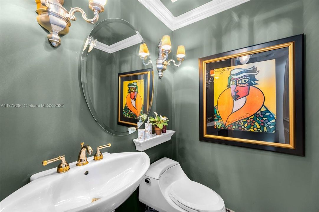 En Venta: $4,595,000 (4 camas, 4 baños, 2918 Pies cuadrados)