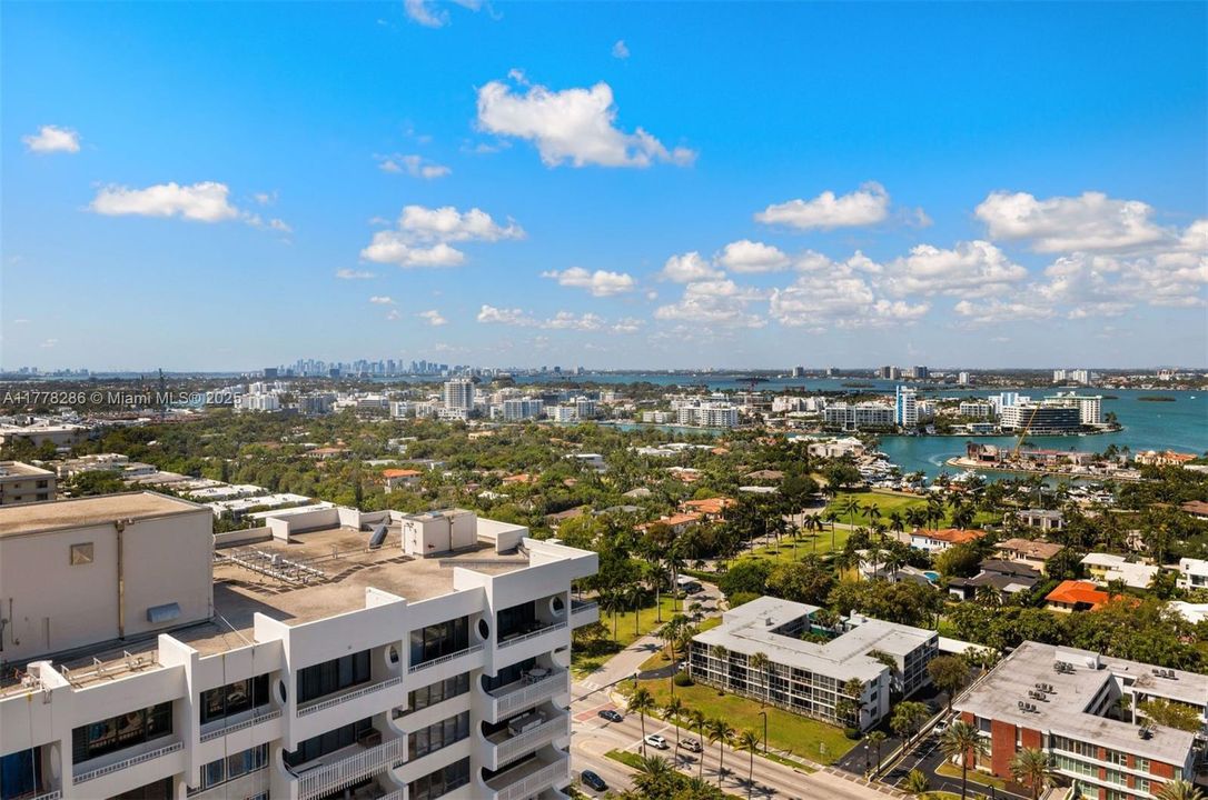 En Venta: $4,595,000 (4 camas, 4 baños, 2918 Pies cuadrados)