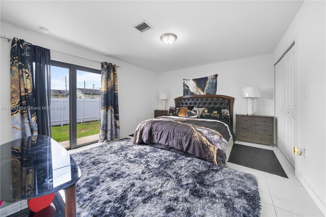 For Sale: $470,000 (4 beds, 2 baths, 1625 Square Feet)