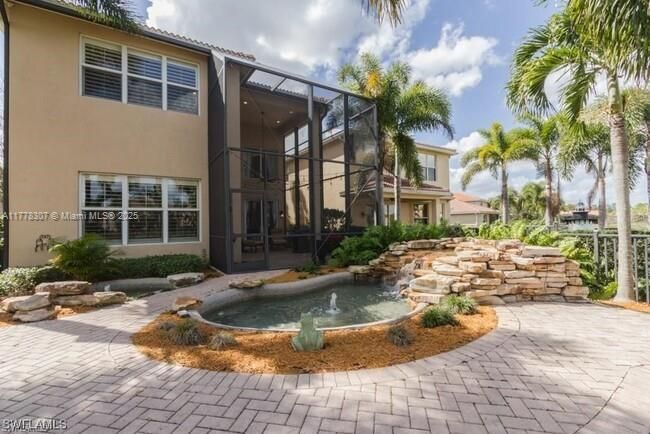 出租: $3,075 (4 贝兹, 2 浴室, 2675 平方英尺)