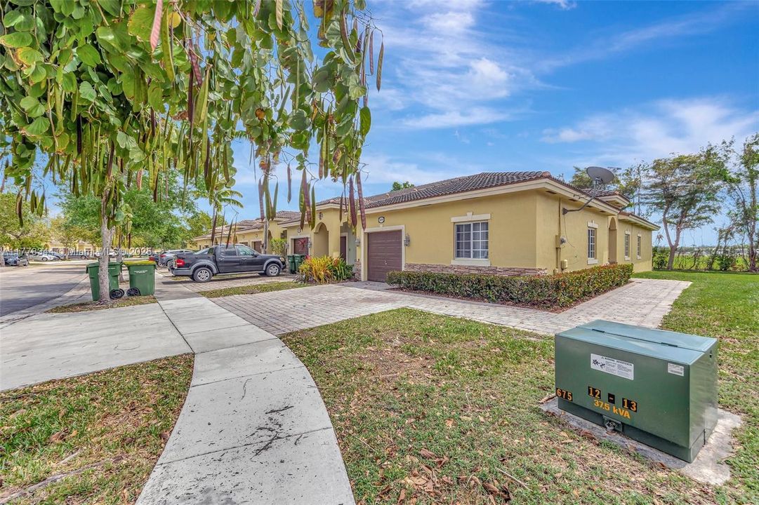 Recently Sold: $379,000 (3 beds, 2 baths, 1380 Square Feet)