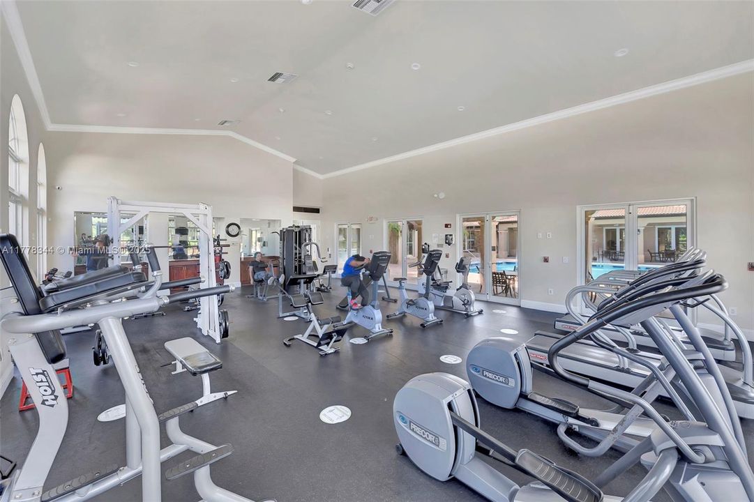 Recently Sold: $379,000 (3 beds, 2 baths, 1380 Square Feet)