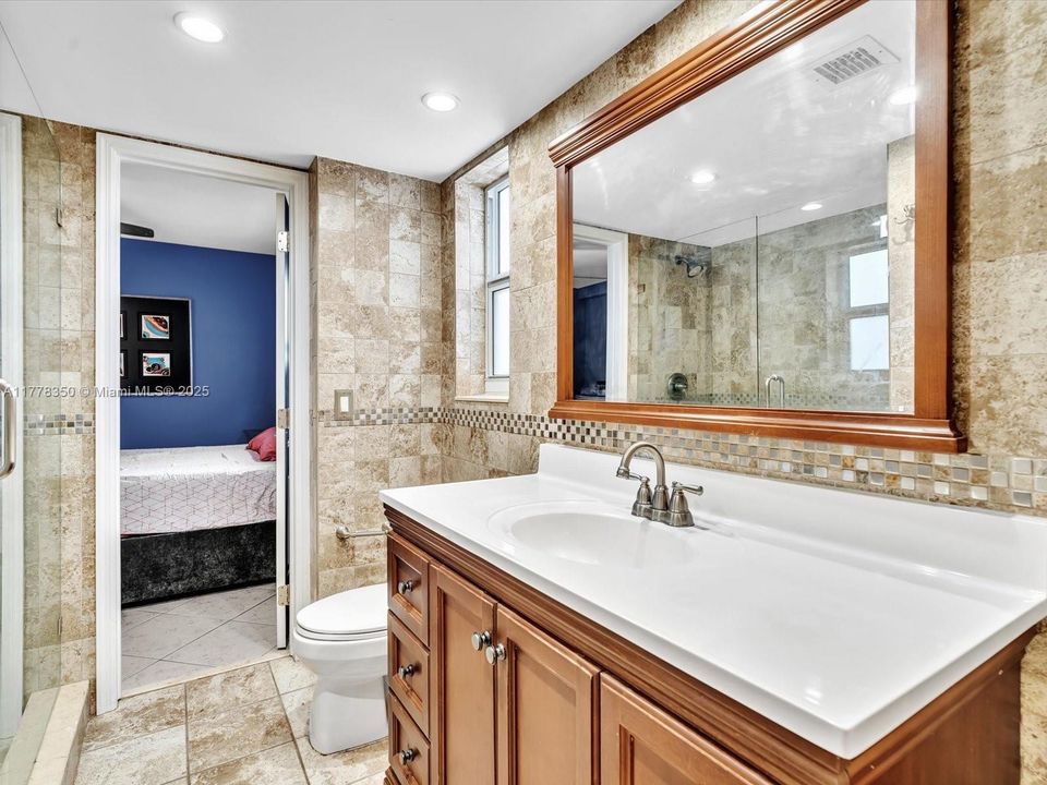 Vendido Recientemente: $375,000 (2 camas, 1 baños, 756 Pies cuadrados)