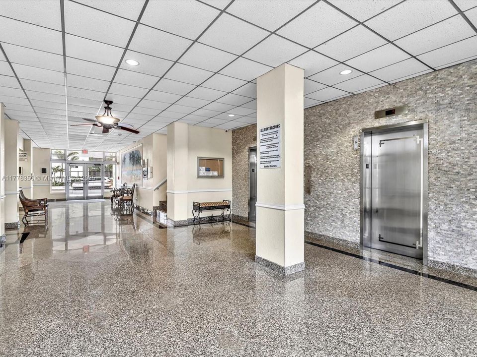 Vendido Recientemente: $375,000 (2 camas, 1 baños, 756 Pies cuadrados)