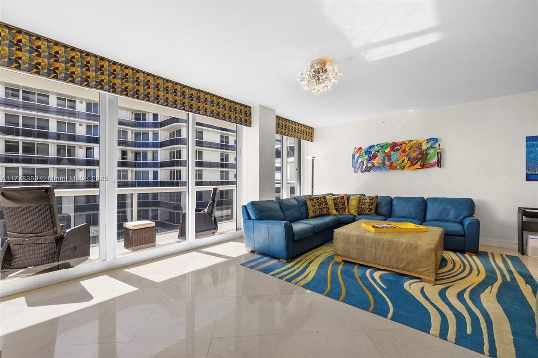 En Venta: $1,499,000 (2 camas, 2 baños, 1740 Pies cuadrados)