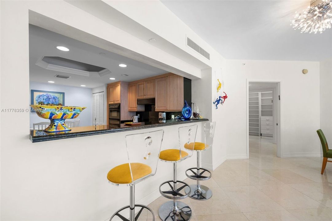 En Venta: $1,499,000 (2 camas, 2 baños, 1740 Pies cuadrados)