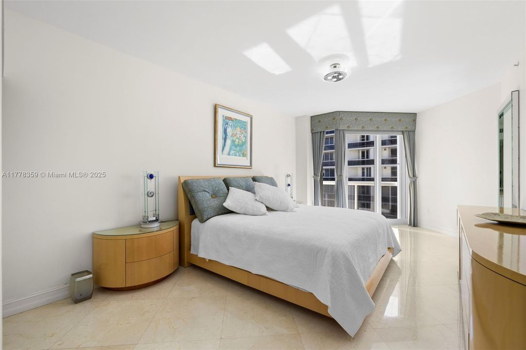 primary bdrm