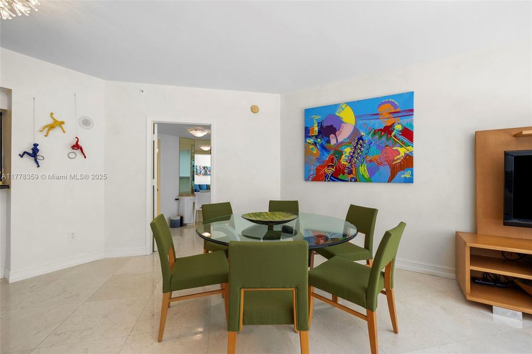 En Venta: $1,499,000 (2 camas, 2 baños, 1740 Pies cuadrados)