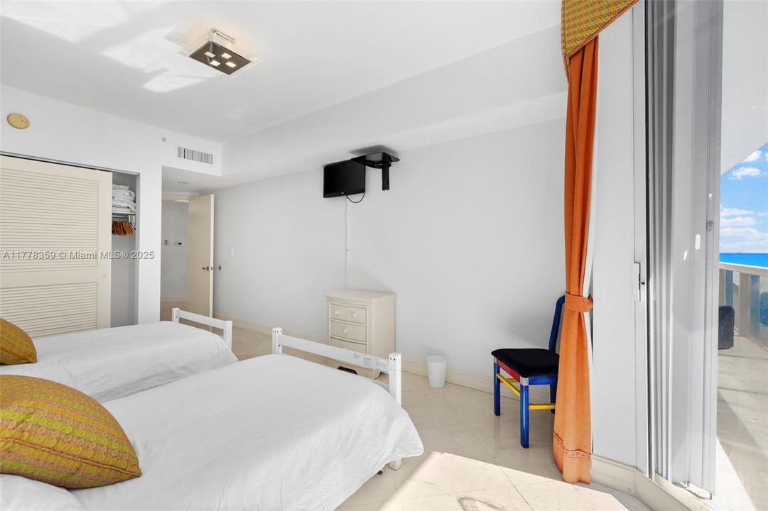 En Venta: $1,499,000 (2 camas, 2 baños, 1740 Pies cuadrados)