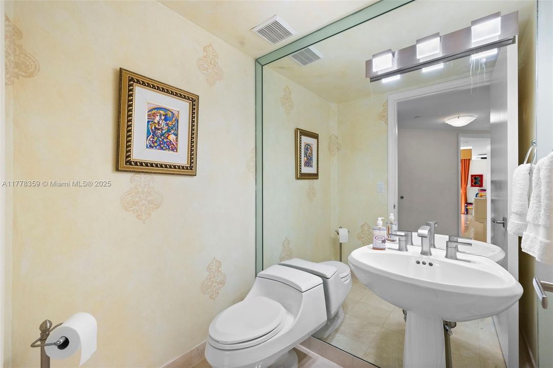 powder room