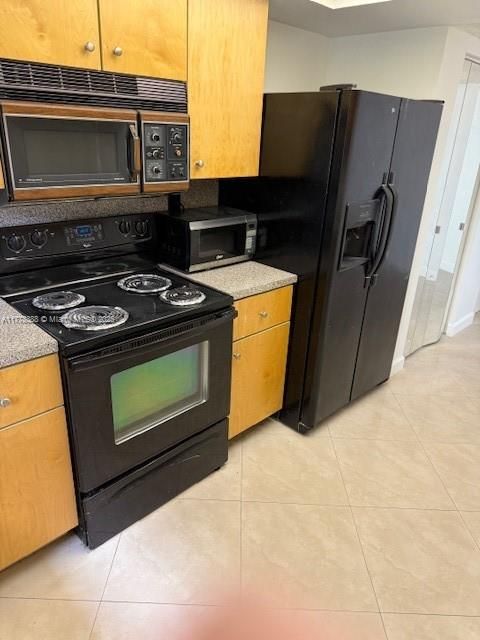 Vendido Recientemente: $269,500 (1 camas, 1 baños, 900 Pies cuadrados)