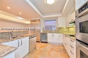 Active With Contract: $7,300 (3 beds, 3 baths, 2327 Square Feet)