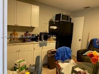 En Venta: $600,000 (3 camas, 2 baños, 1450 Pies cuadrados)