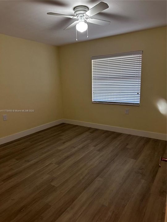 For Rent: $2,300 (2 beds, 2 baths, 986 Square Feet)