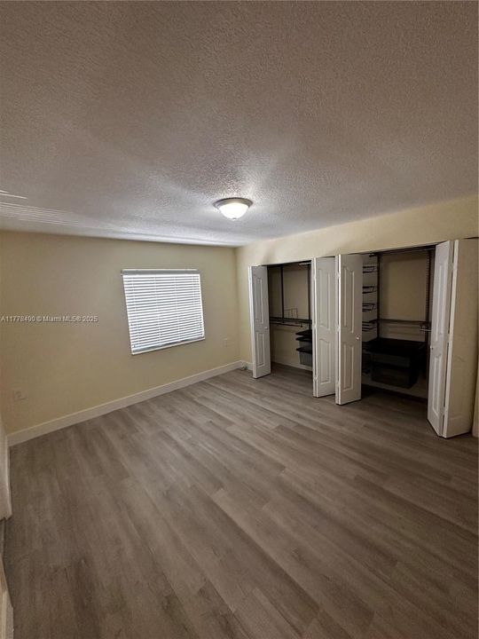 For Rent: $2,300 (2 beds, 2 baths, 986 Square Feet)