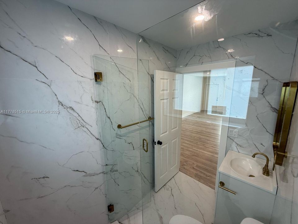 Recently Rented: $2,000 (0 beds, 1 baths, 0 Square Feet)