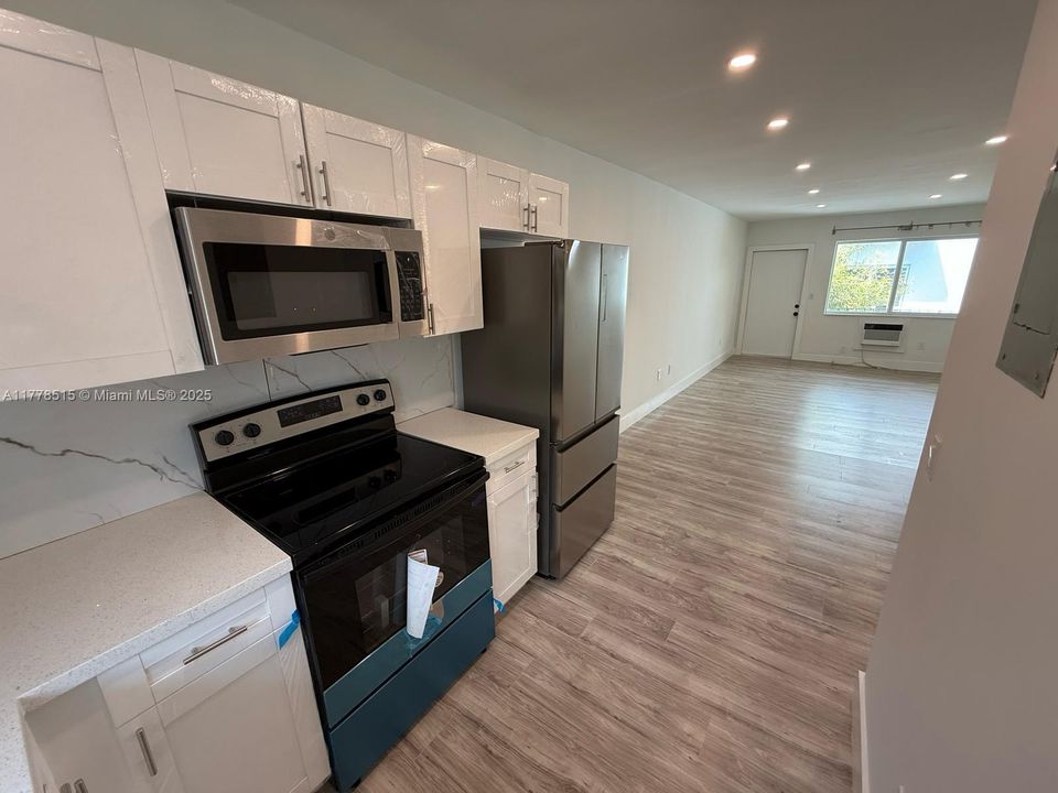 Recently Rented: $2,000 (0 beds, 1 baths, 0 Square Feet)